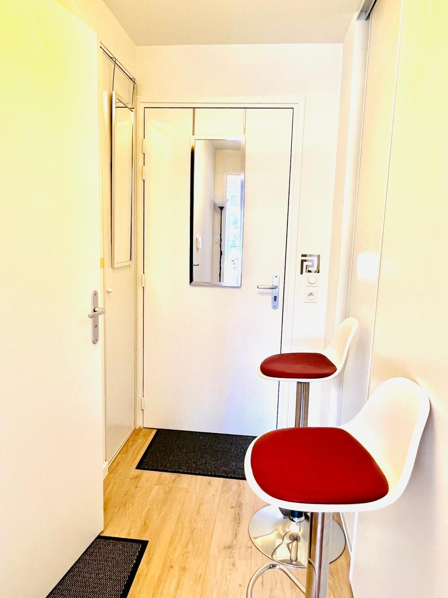Les Residences De Djibril Le Blanc-Mesnil Εξωτερικό φωτογραφία