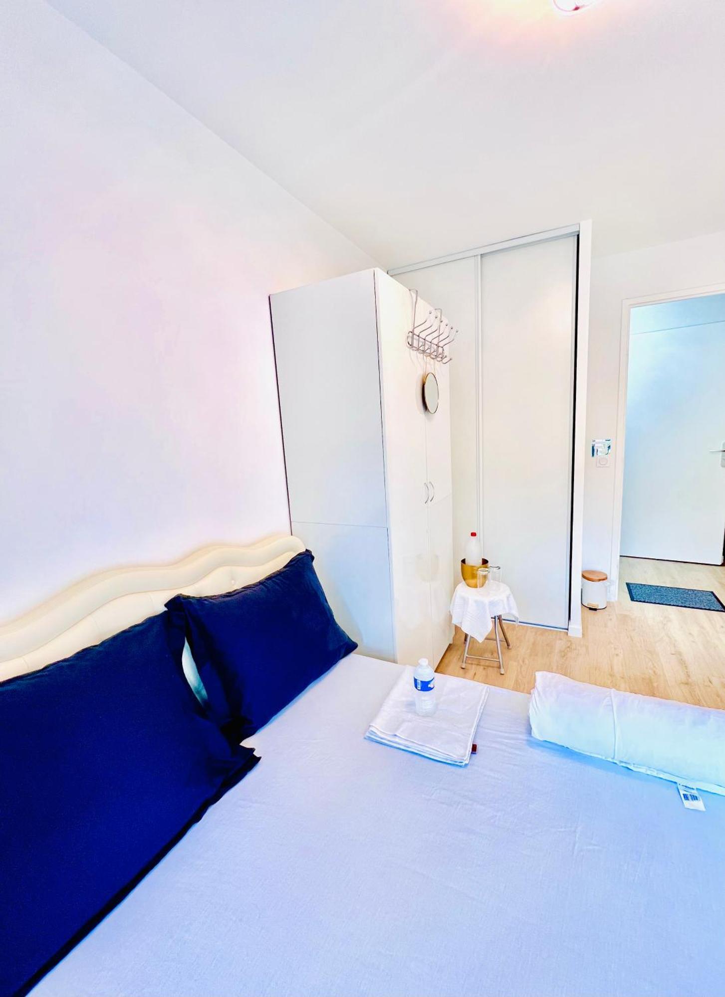 Les Residences De Djibril Le Blanc-Mesnil Εξωτερικό φωτογραφία