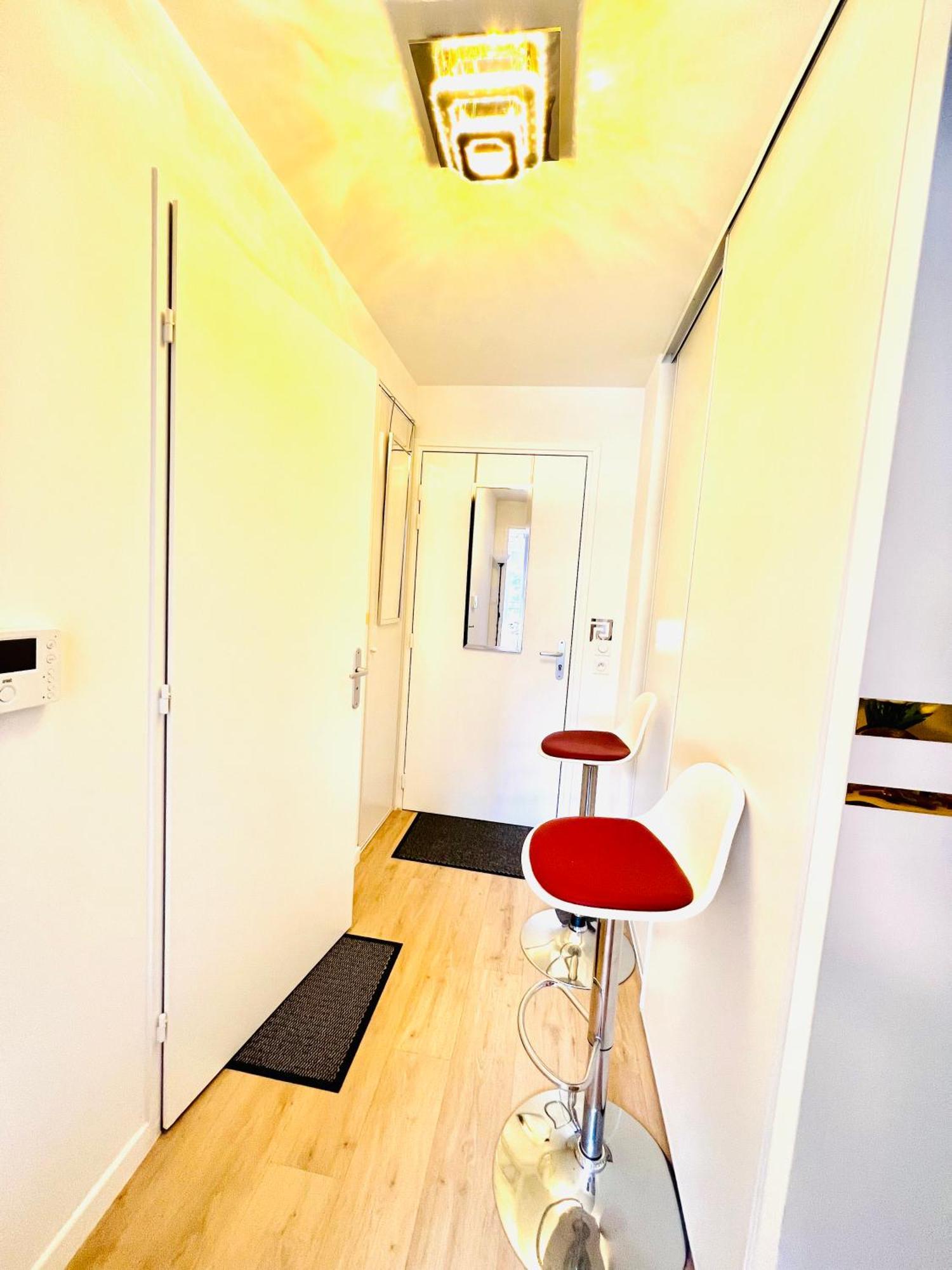 Les Residences De Djibril Le Blanc-Mesnil Εξωτερικό φωτογραφία
