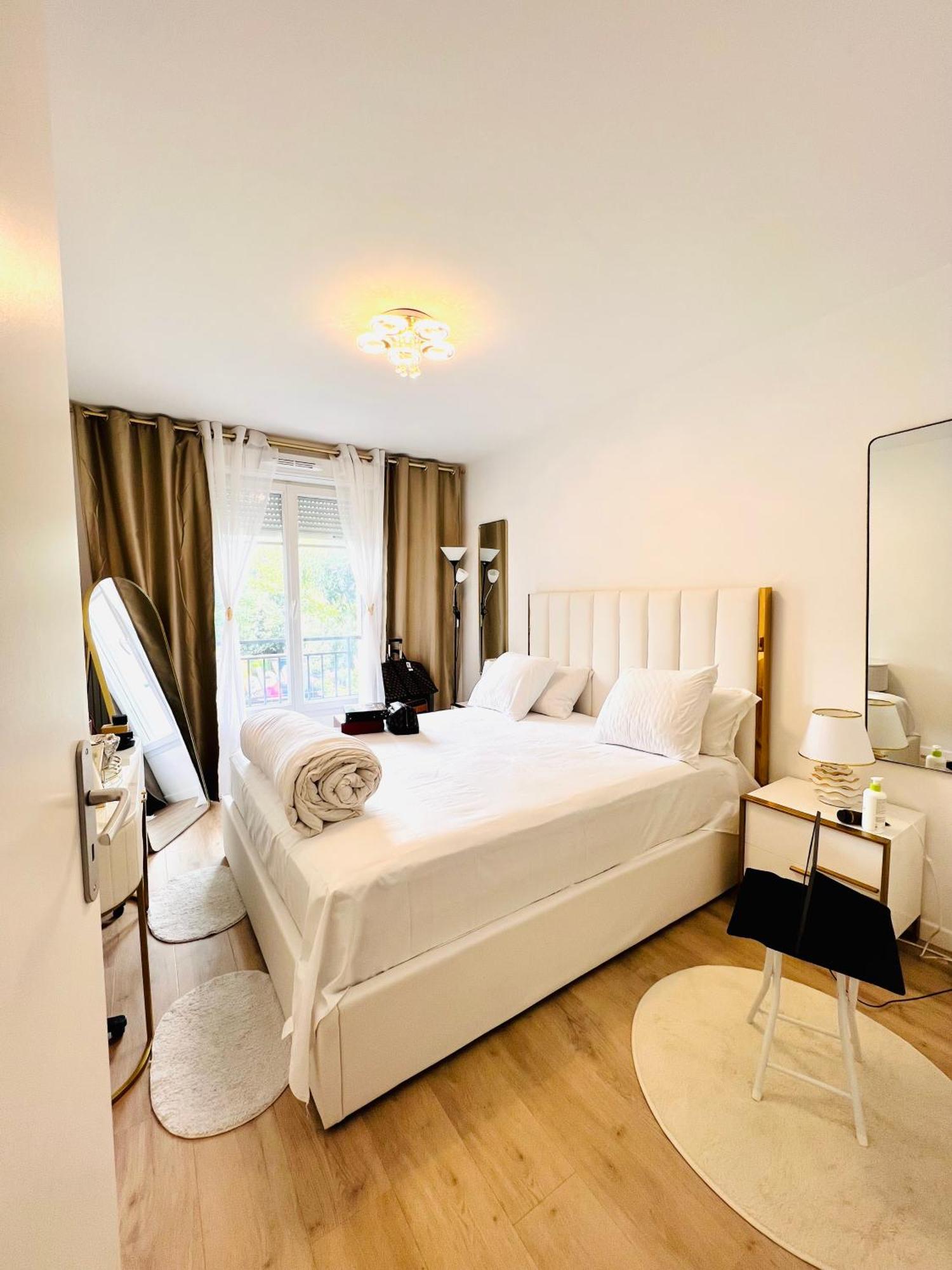 Les Residences De Djibril Le Blanc-Mesnil Εξωτερικό φωτογραφία