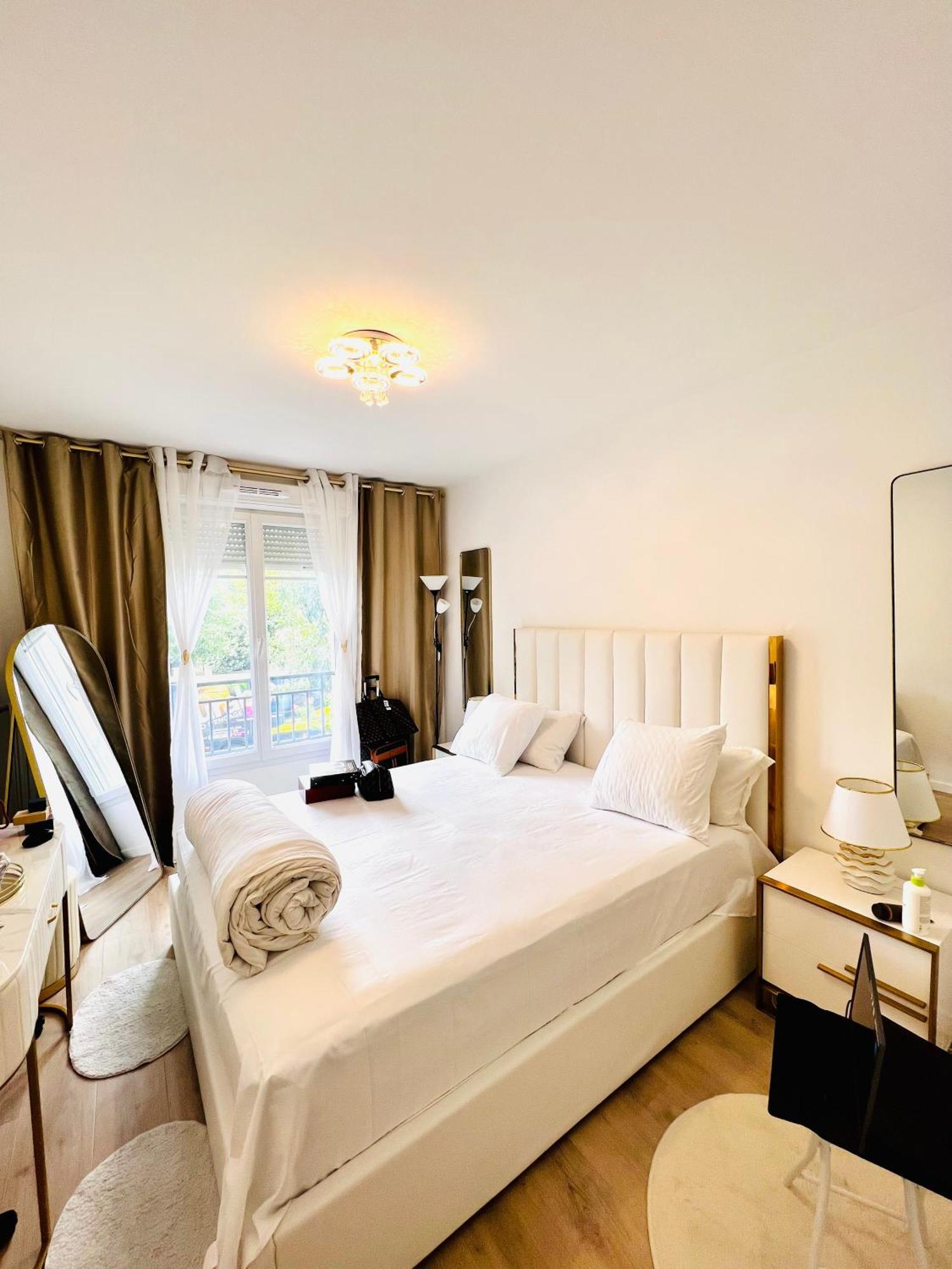 Les Residences De Djibril Le Blanc-Mesnil Εξωτερικό φωτογραφία