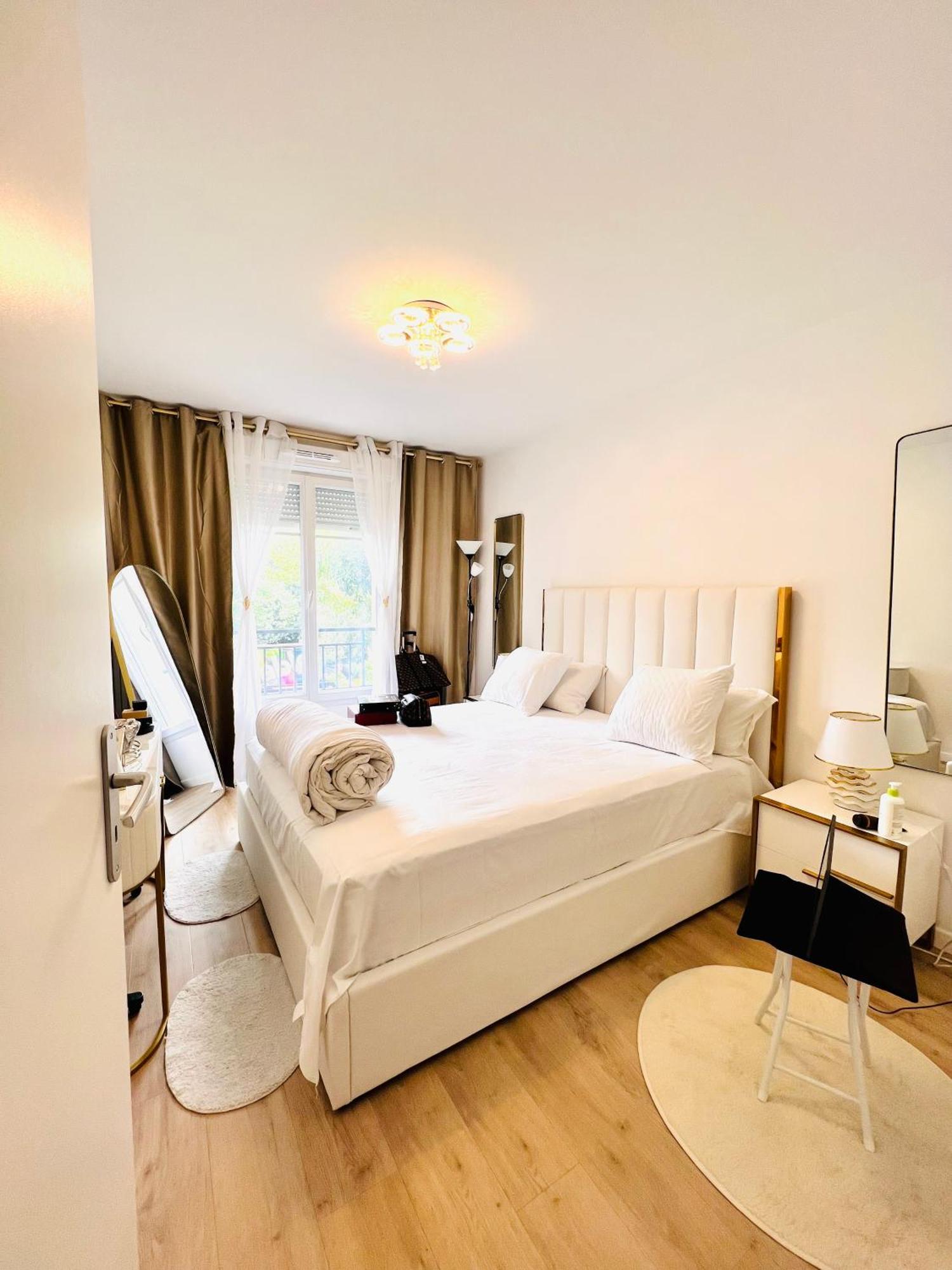 Les Residences De Djibril Le Blanc-Mesnil Εξωτερικό φωτογραφία